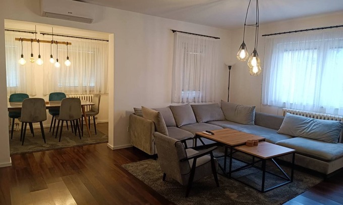 Sarajevo House | Urban Home in Sarajevo