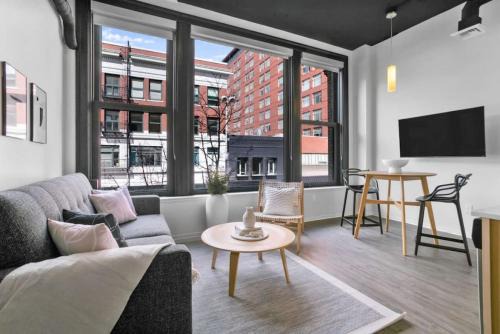 Downtown Spokane Apartment | Urban Modern Living Downtown w Free Coffee and WiFi