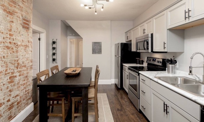 Hamilton House | Urban Quarter II - Miami University | Spooky Nook