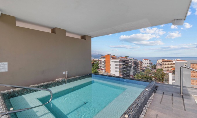 Emiliano Zapata Condo | Urban Studio @ Loft 268 in Old Town Vallarta | Rooftop Pool, Gym