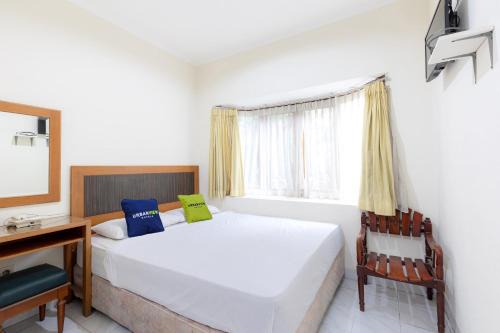 Kebon Kacang Hotel | Urbanview Hotel Mitra near Grand Indonesia