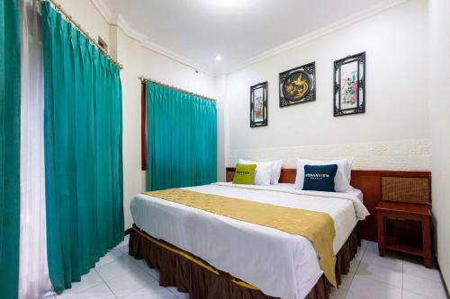 Gubeng Hotel | Urbanview Hotel Pasah Asi Gubeng by RedDoorz