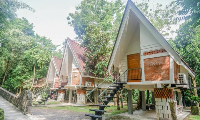 Sinduharjo Hotel | Urbanview Resort Kampoeng Media Yogyakarta by RedDoorz