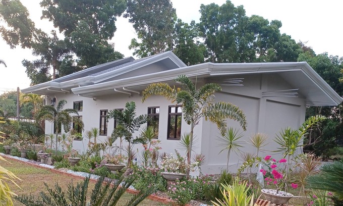 Urdaneta City Apartment | Urdaneta 2 -Unit Rental -Near Downtown, Private