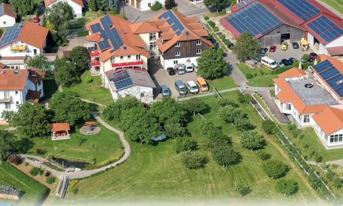 Deggenhausertal Apartment | Urlaubshof Scherer - 8-raum Ferienwohnung Scherer, Dusche/wc, 200 qm