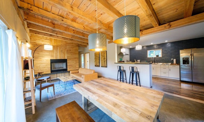 Stanton Cabin | Ursa Major Cabin - 10 mins from Natural Bridge State Park, Red River Gorge