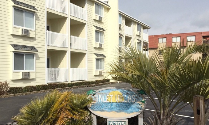 North Myrtle Beach Condo | Relaxing Family-Friendly gated Beach Condo