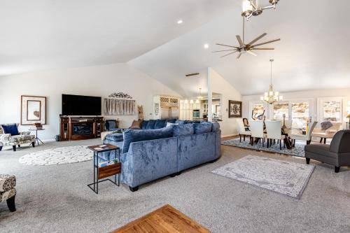 Northwest Colorado Springs House | 381 m² House ∙ 5 bedrooms ∙ 12 guests