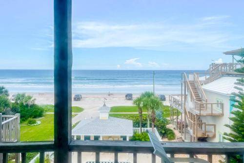 Bethune Beach Apartment | 74 m² Apartment ∙ 2 bedrooms ∙ 4 guests