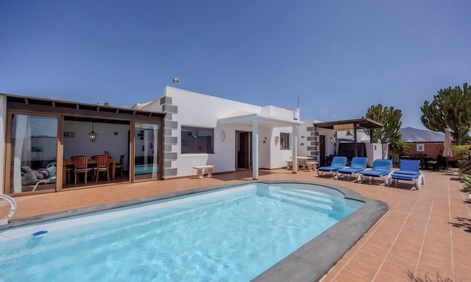 Playa Blanca Villa | Utopia, villa 4 bedrooms, heated pool with absolute privacy