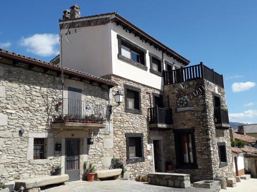 Oliva de Plasencia House | Vía Caparra Superior