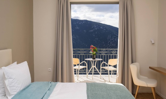 Delphi Hotel | V Hotel Delphi