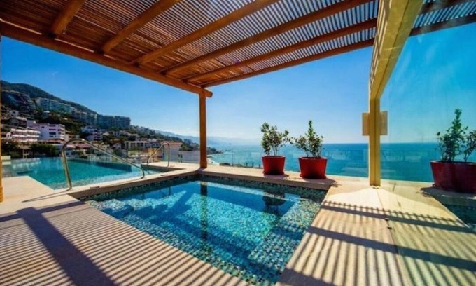 Amapas Condo | V177 Studio - Near Beach