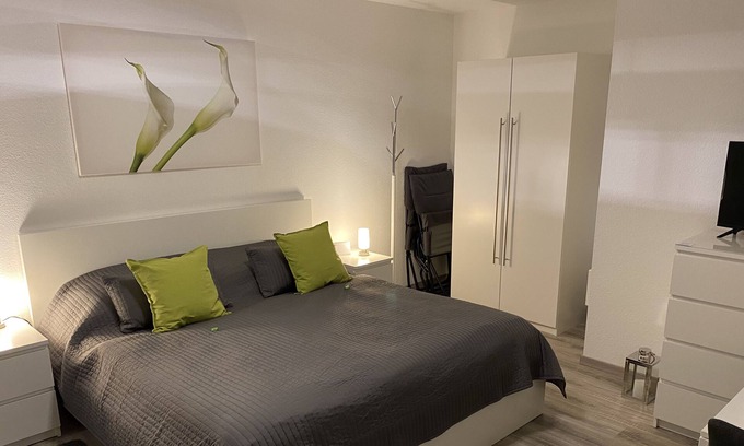 Schoenwald Apartment | Vacation apartment in the Black Forest with swimming pool, sauna and WLAN