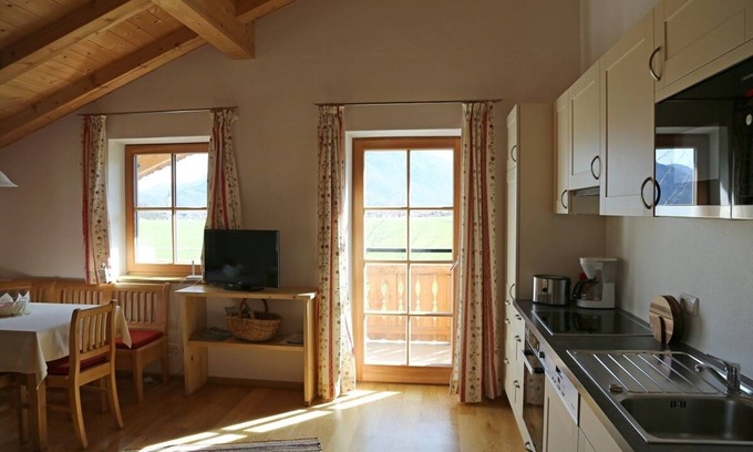Maxlrain Apartment | Vacation apartment Valentin 71 sqm, 4 persons, 2 bedrooms