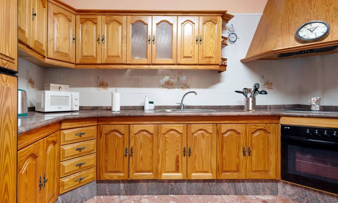 Cueva del Viento Apartment | Vacation Apartment 'Casa Luna' with Sea View, Private Terrace and Wi-Fi