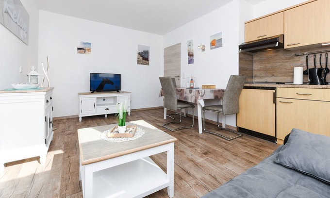 Neuharlingersiel Apartment | Vacation apartment/apartment for 3 guests with 35m² in Neuharlingersiel (150074)