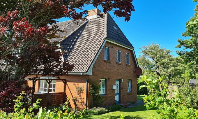 Wrixum Apartment | Vacation apartment/apartment for 2 guests with 50m² in Wrixum on Föhr (168726)
