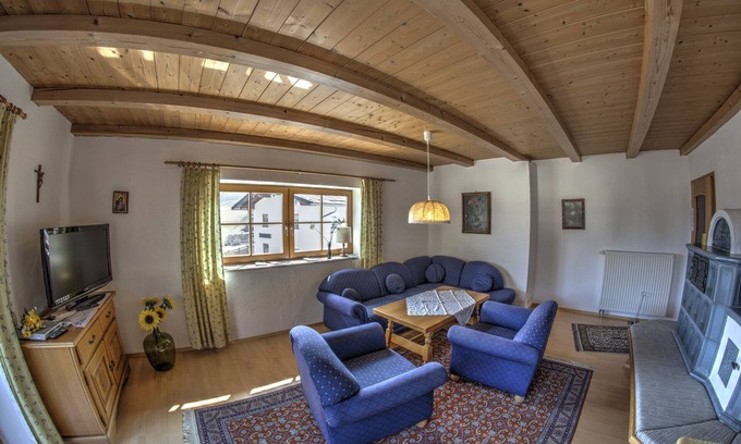 Bischofswiesen Apartment | Vacation apartment Göll up to 5 pers., 95m², with terrace and balcony