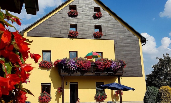 Oberwiesenthal Apartment | Vacation apartment/apartment for 2 guests with 35m² in Oberwiesenthal (143673)