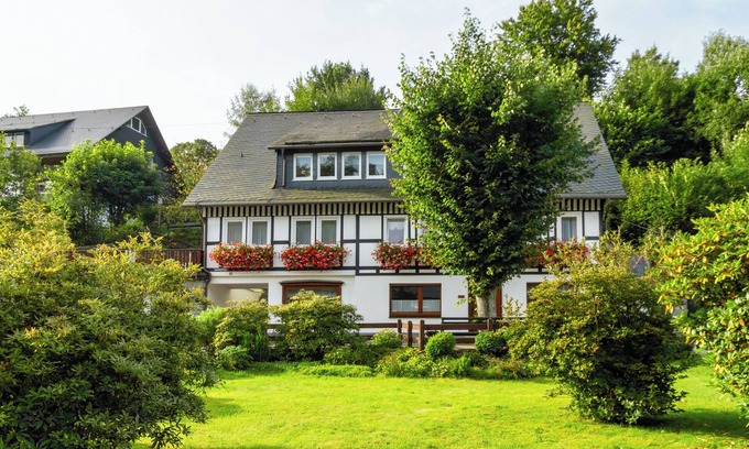 Westfeld Apartment | Vacation apartment Am Park
