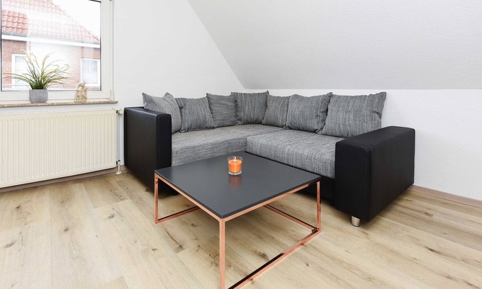 Wittmund Apartment | Vacation apartment 2 in Haus Meeresbrise Carolinensiel - Holiday apartments 2 and 3 in the