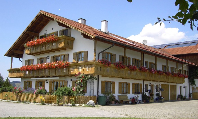 Peiting Apartment | Vacation apartment/apartment for 7 guests with 130m² in Peiting (114743)