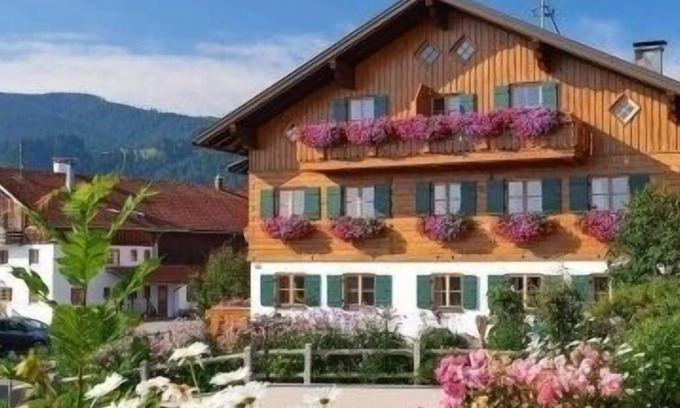 Bichel Apartment | Vacation apartment/apartment for 5 guests with 80m² in Wertach (296592)