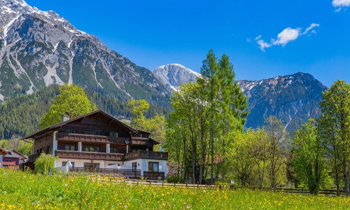 Ramsau am Dachstein Apartment | Vacation apartment/apartment for 4 guests with 47m² in Ramsau (152925)