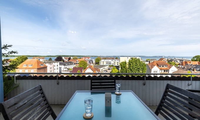 Laboe Apartment | Vacation apartment/apartment for 6 guests with 81m² in Laboe (294449)