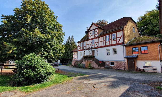 Gittersdorf Apartment | Vacation apartment on a historic stud farm Vacation with your own horse