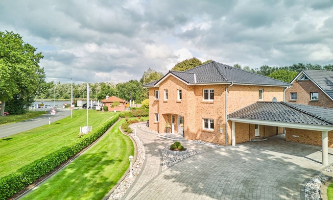 Oldenbuttel Apartment | Vacation apartment/apartment for 4 guests with 100m² in Oldenbüttel (79931)