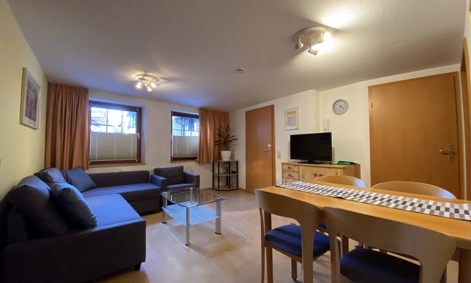 Barocke Altstadt Apartment | Vacation apartment Haus an der Stadtmauer ground floor