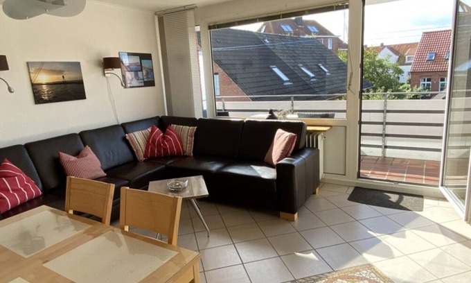 Borkum Condo | Vacation apartment Inselfriede, quiet and central in the old town center