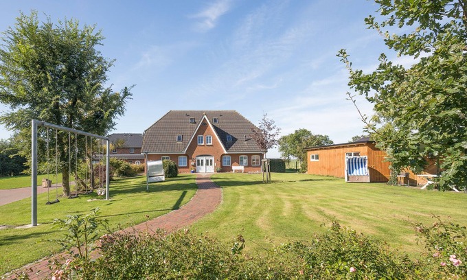 West Husum Apartment | Vacation apartment Maashof Schimmelreiter in Husum for up to 4 people