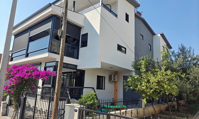 Gumuldur Apartment | Vacation apartment near the beach