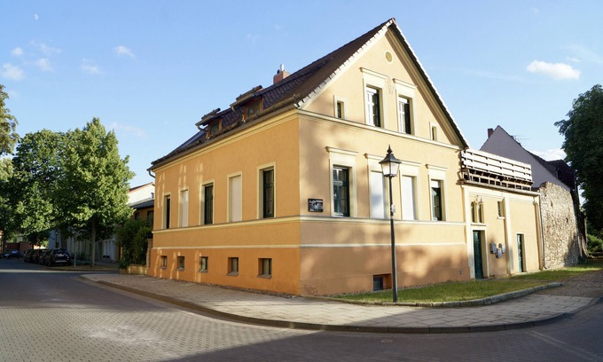 Barby Condo | Vacation apartment with a view of Barby Castle, 5 minutes' walk to the Elbe
