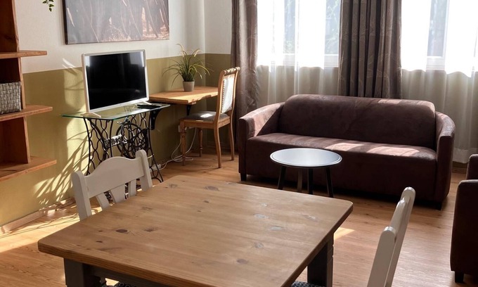Regensburg Apartment | Vacation apartment with 39 sqm near the Marina Forum