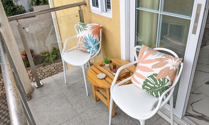 Saint Andrew Apartment | Vacation Condo w/Amazing City Views & Pool