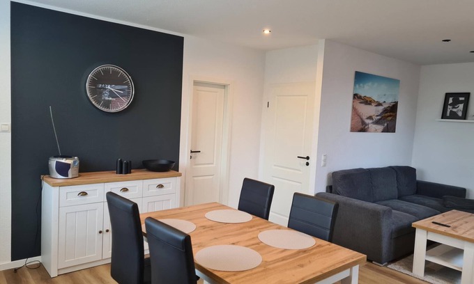 Dornumersiel House | Vacation cottage Seemöwennest