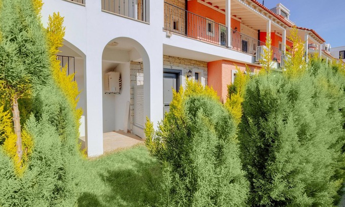 Alacati Apartment | Vacation Flat w Sauna in Alacati, 5 min to Beach