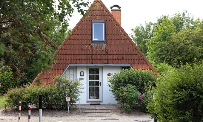 Dorumer Neufeld House | Vacation home Knechtsand 16th Deichnah and with private garden.
