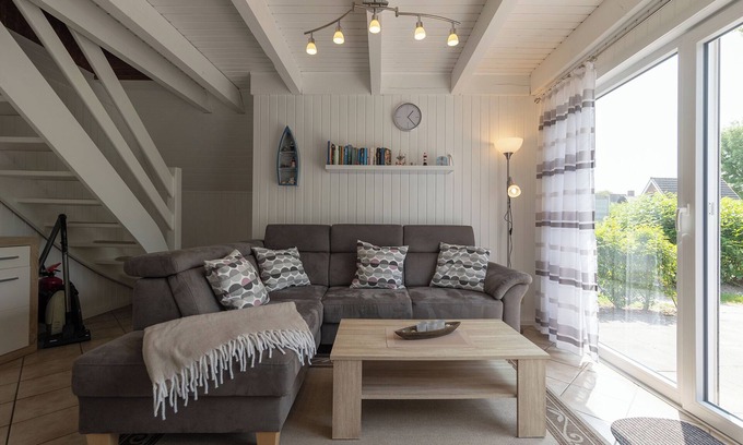 Dorumer Neufeld House | Vacation home Rotersand 2 - charming and in the middle of the action.