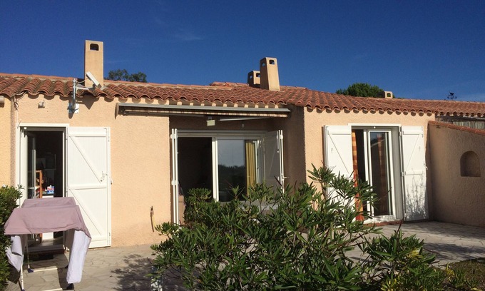 La Londe-les-Maures Villa | Vacation home in the natural environment of the Massif des Maures