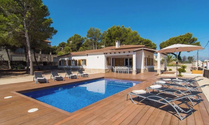 Can Picafort House | Vacation Home "Anglesos" with Private Terraces, Private Pool & Wi-Fi