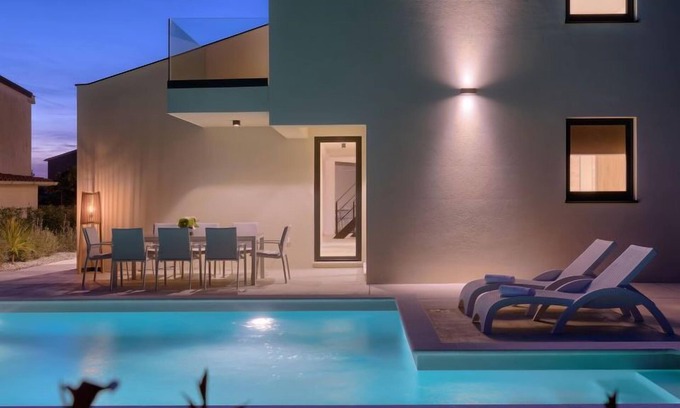 Stinjan House | Vacation home Anna by Interhome