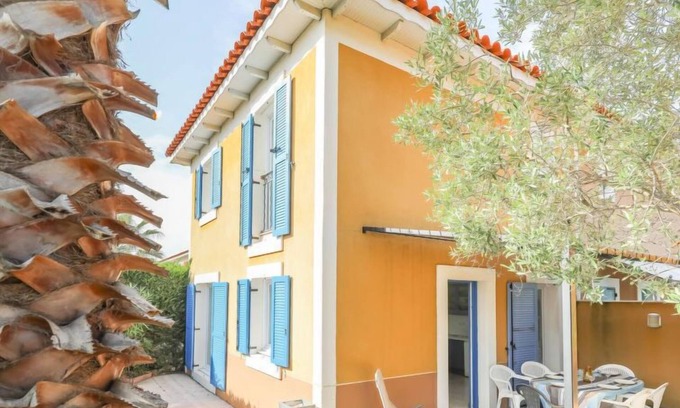 Frejus House | Vacation home Atrium by Interhome