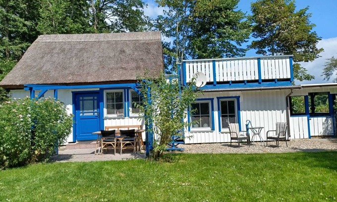 Ostseebad Prerow House | Vacation home Bredow - quiet and idyllic location in the Baltic seaside resort of Prerow