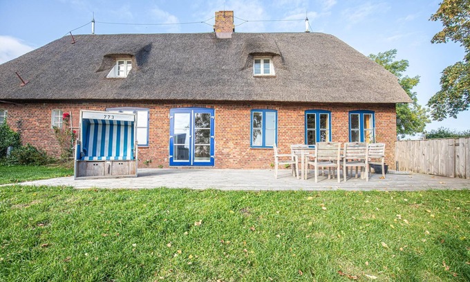 Dagebuell House | Vacation home Broderswarft in Dagebüll for up to 6 people