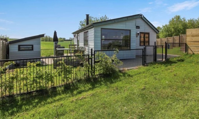 Allingabro House | Vacation home "Clarice" - 120m from the sea in Djursland and Mols in Allingåbro - 4 persons, 1 bedrooms